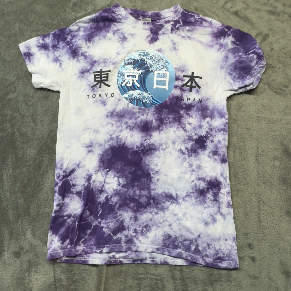 Gildan Tokyo Japan Wave Tie Dye Graphic T-Shirt Purple White Women's Small - Picture 2 of 6